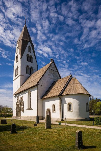 Bibikow, Walter 아티스트의 Sweden-Gotland Island-Stanga-Stanga church-exterior작품입니다.